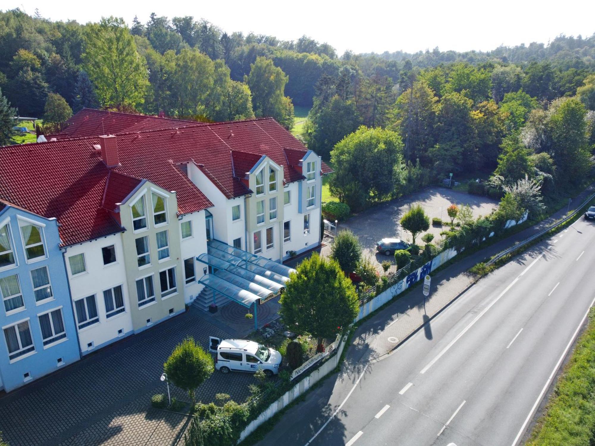 Hotel Bessunger Forst Rossdorf  Exteriér fotografie